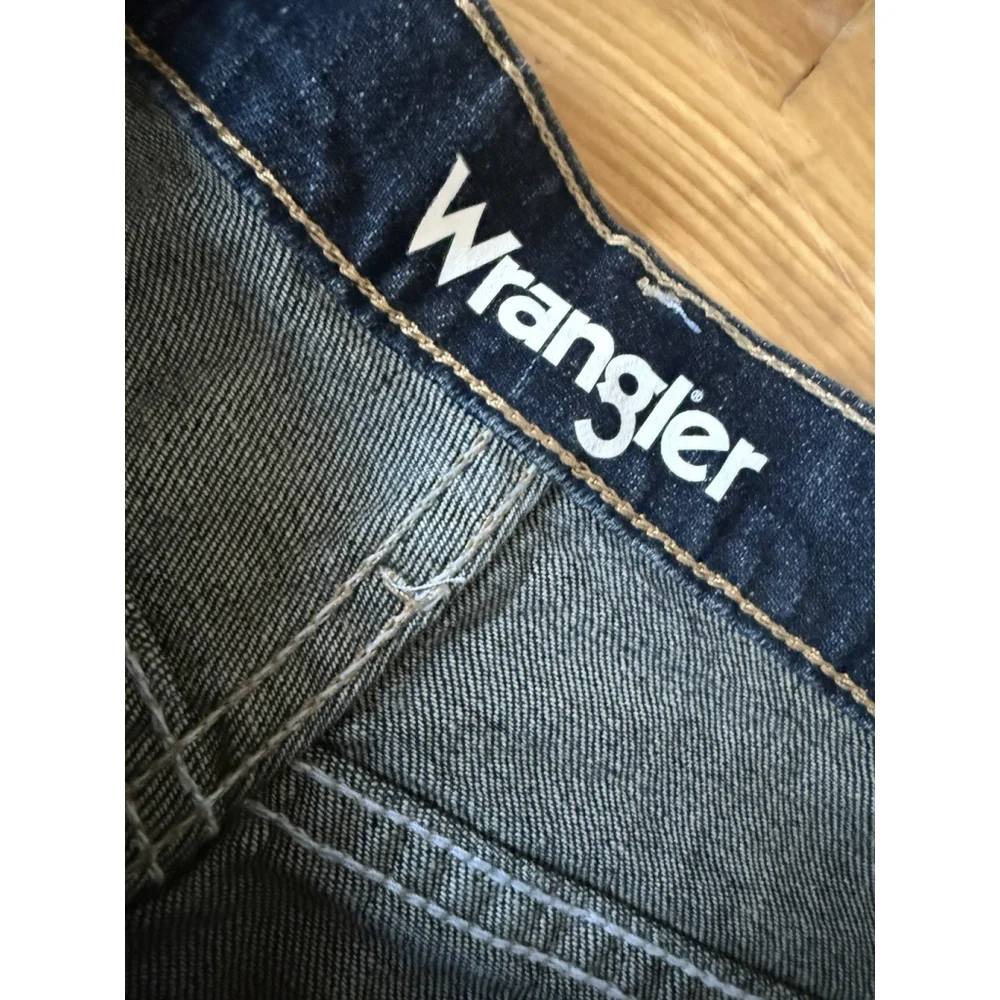 Wrangler Jeans Men's Size 38x30 Regular Fit Denim Straight Leg Stretch‎ NWT